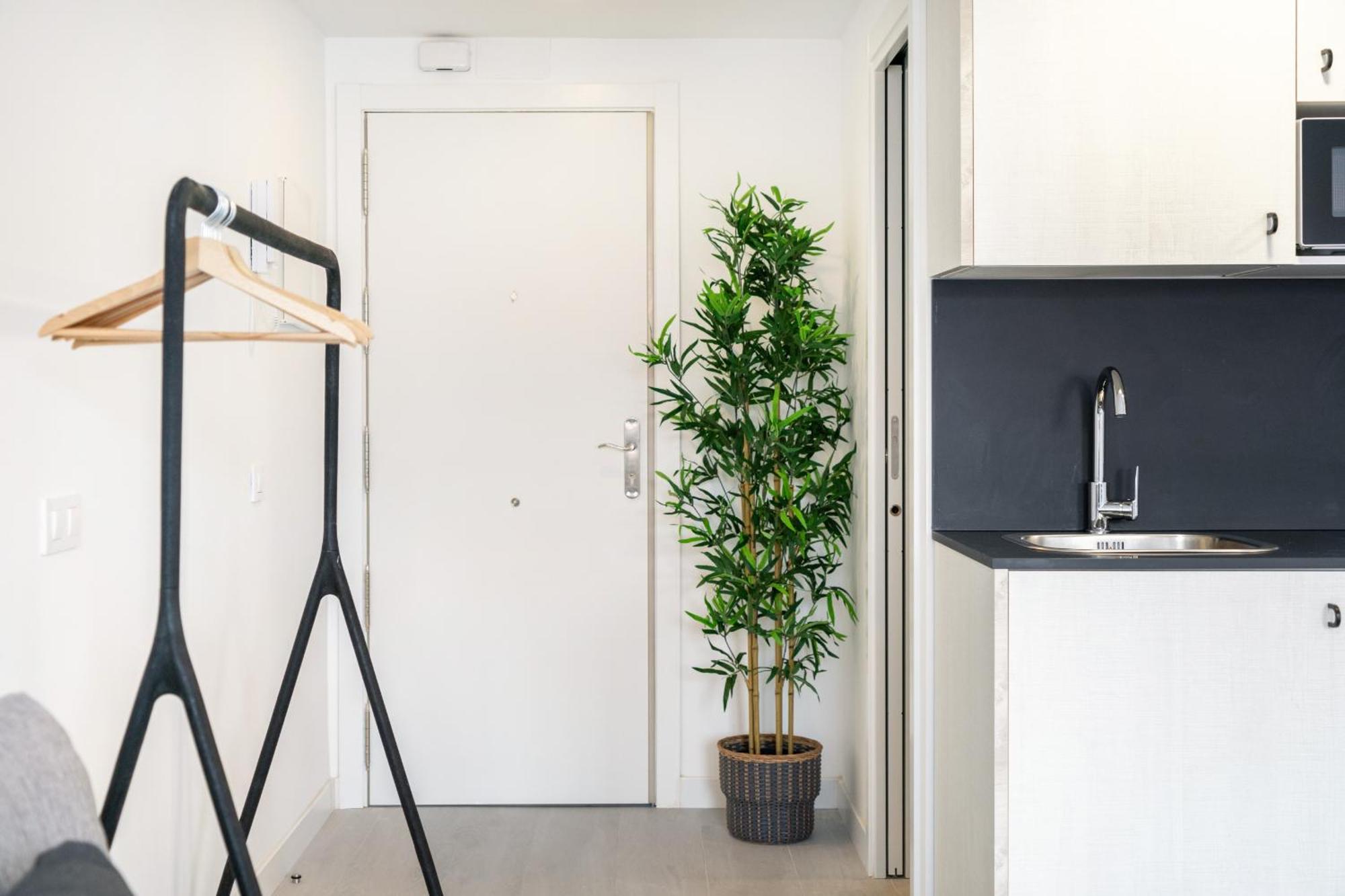 Madrid Riverside Studios Con Parking Incluido Alquiler Temporal Екстериор снимка